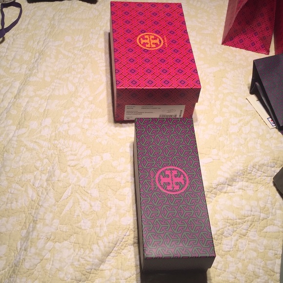 Tory Burch flip flop shoe box - Picture 2 of 4